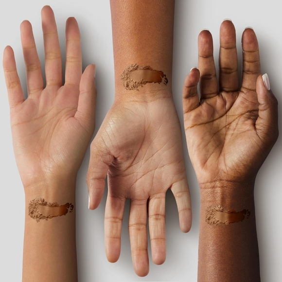 *3/15* NEW Black Radiance Natural Matte Foundation Powder Bronze Glow 8606A - Picture 4 of 10